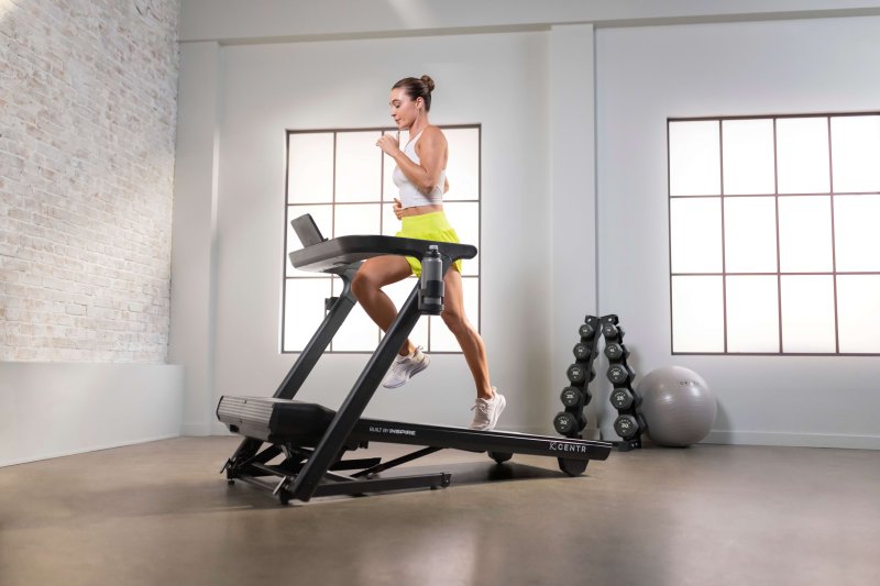 Centr RUNR Treadmill